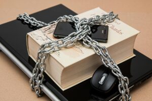 Klucze dostępu (Passkeys) zamiast hasła – jak skonfigurować w Androidzie i iOS?