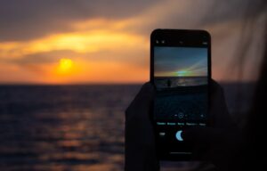 Telefon do 1500 zł z dobrym aparatem — ranking i próbki zdjęć (2026)